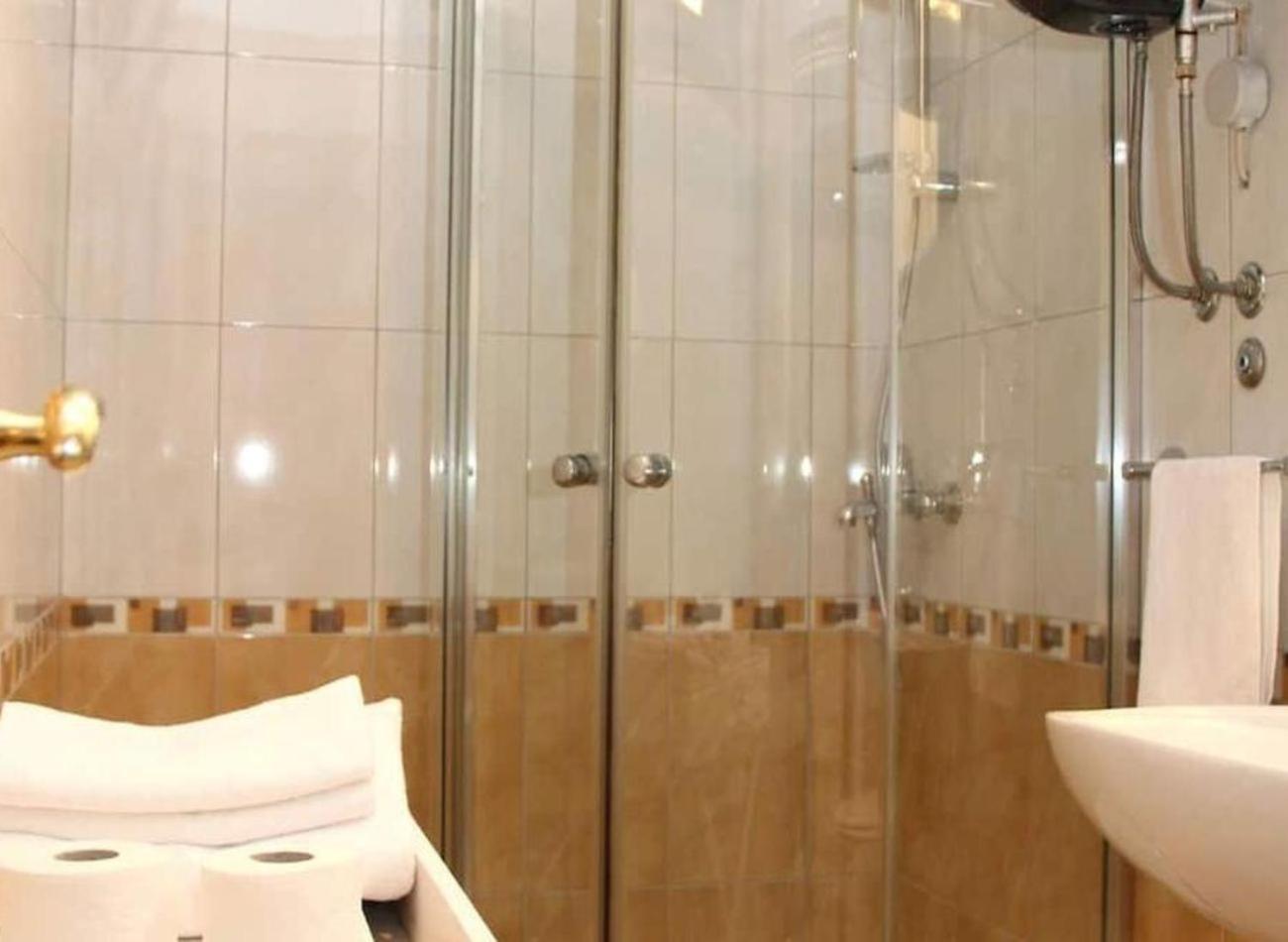 Sunny Rooms And Suites Шибеник Экстерьер фото