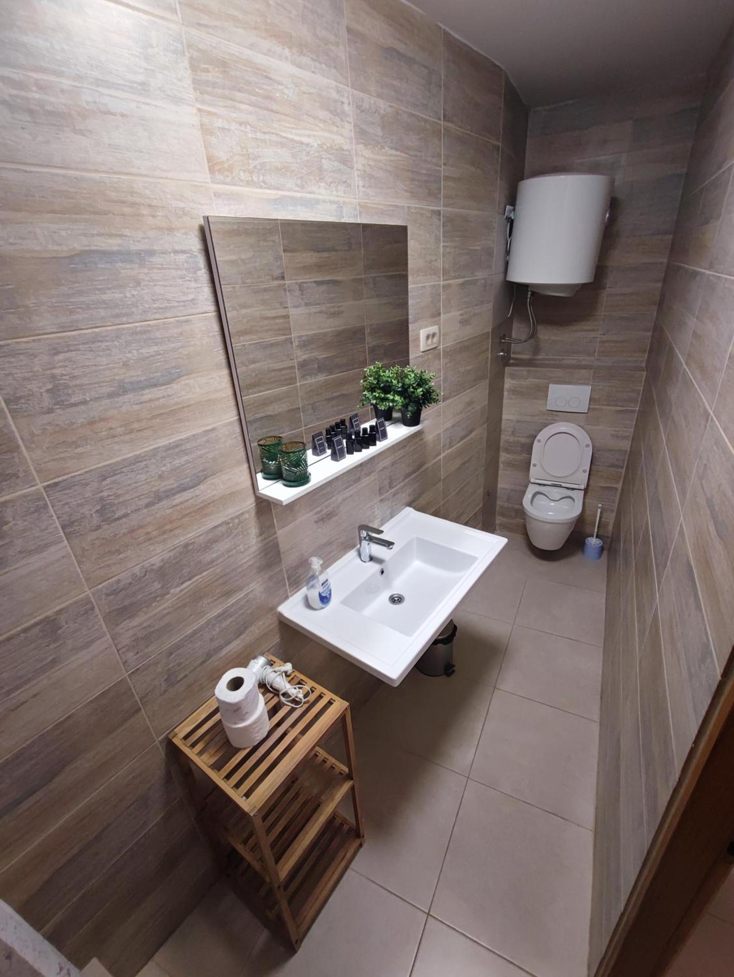 Sunny Rooms And Suites Шибеник Экстерьер фото